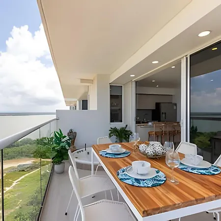 Luxury 2br Jacuzzi Sea View 14th Floor Apartamento