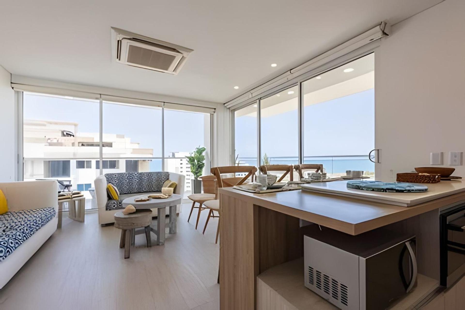 Luxury 2br Jacuzzi Sea View 14th Floor